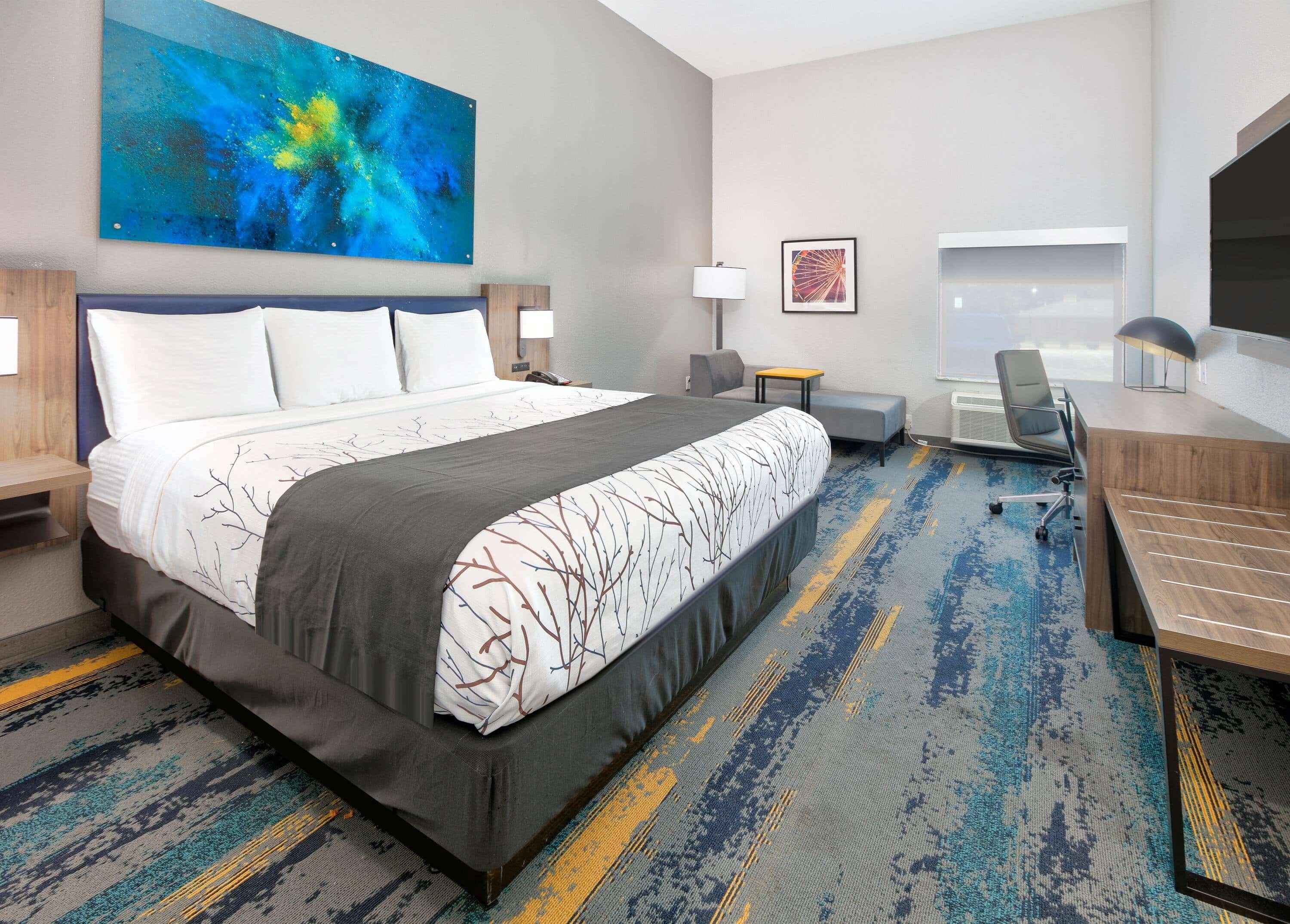 La Quinta Inn & Suites By Wyndham Dallas/Fairpark Extérieur photo