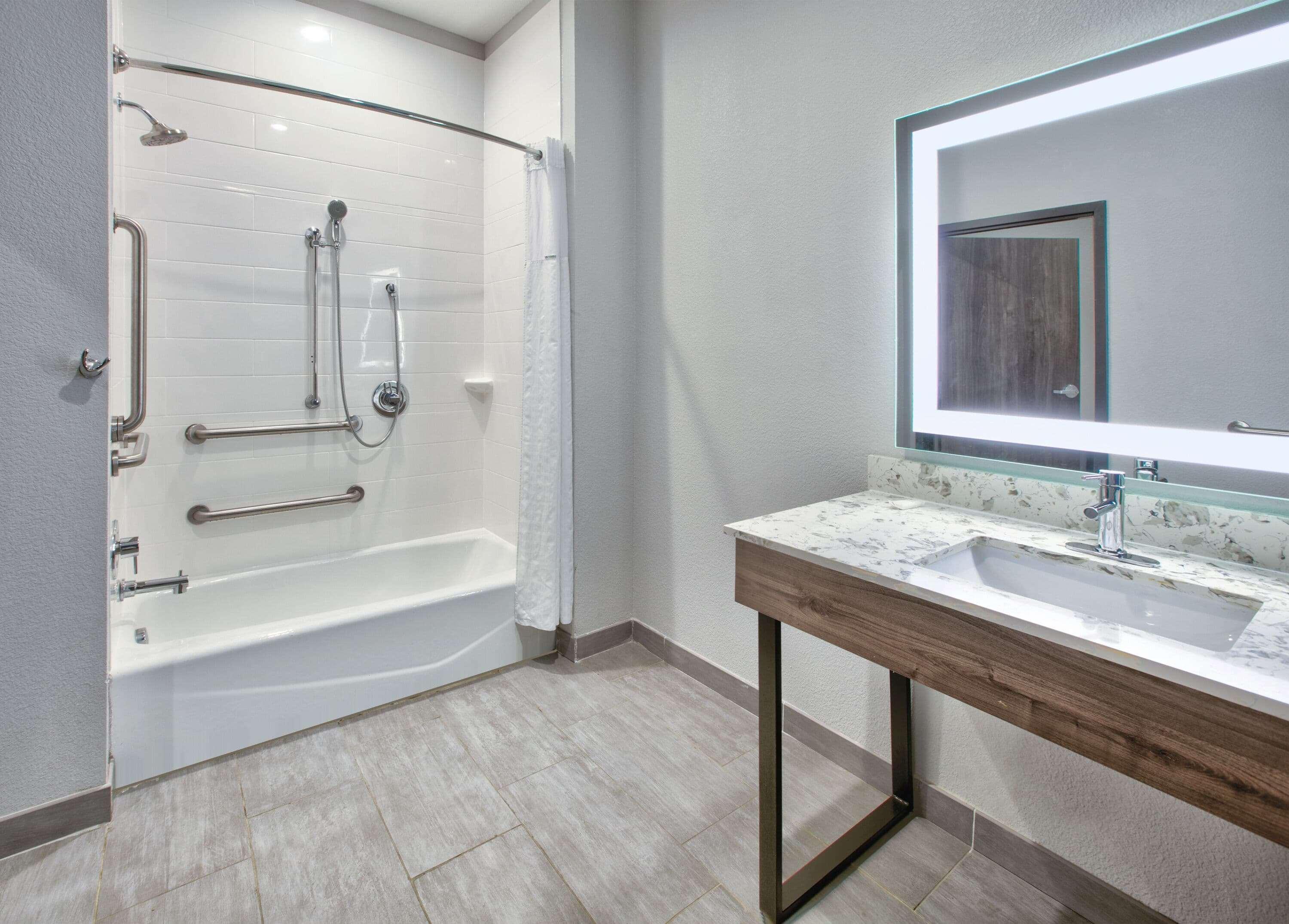 La Quinta Inn & Suites By Wyndham Dallas/Fairpark Extérieur photo
