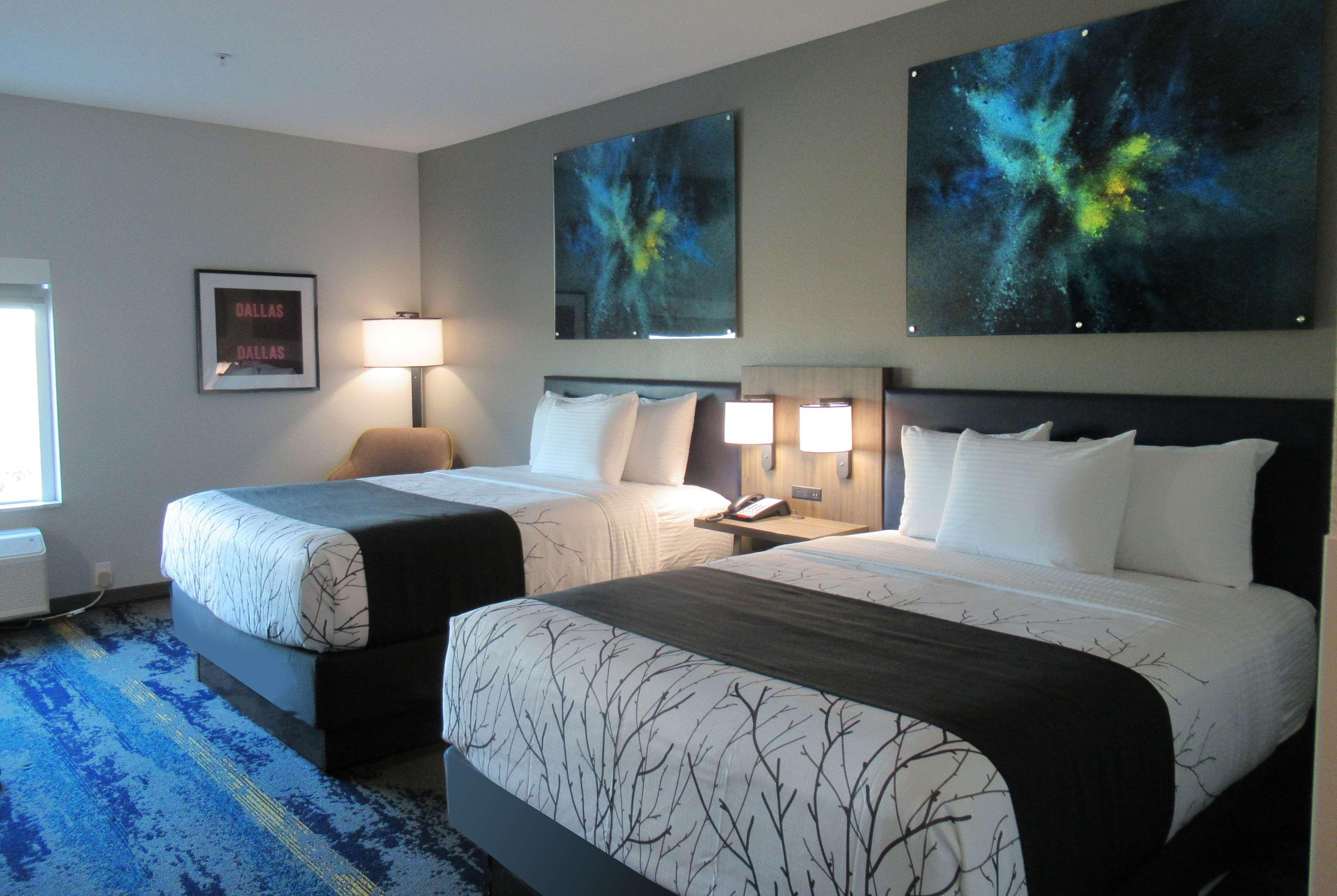 La Quinta Inn & Suites By Wyndham Dallas/Fairpark Extérieur photo