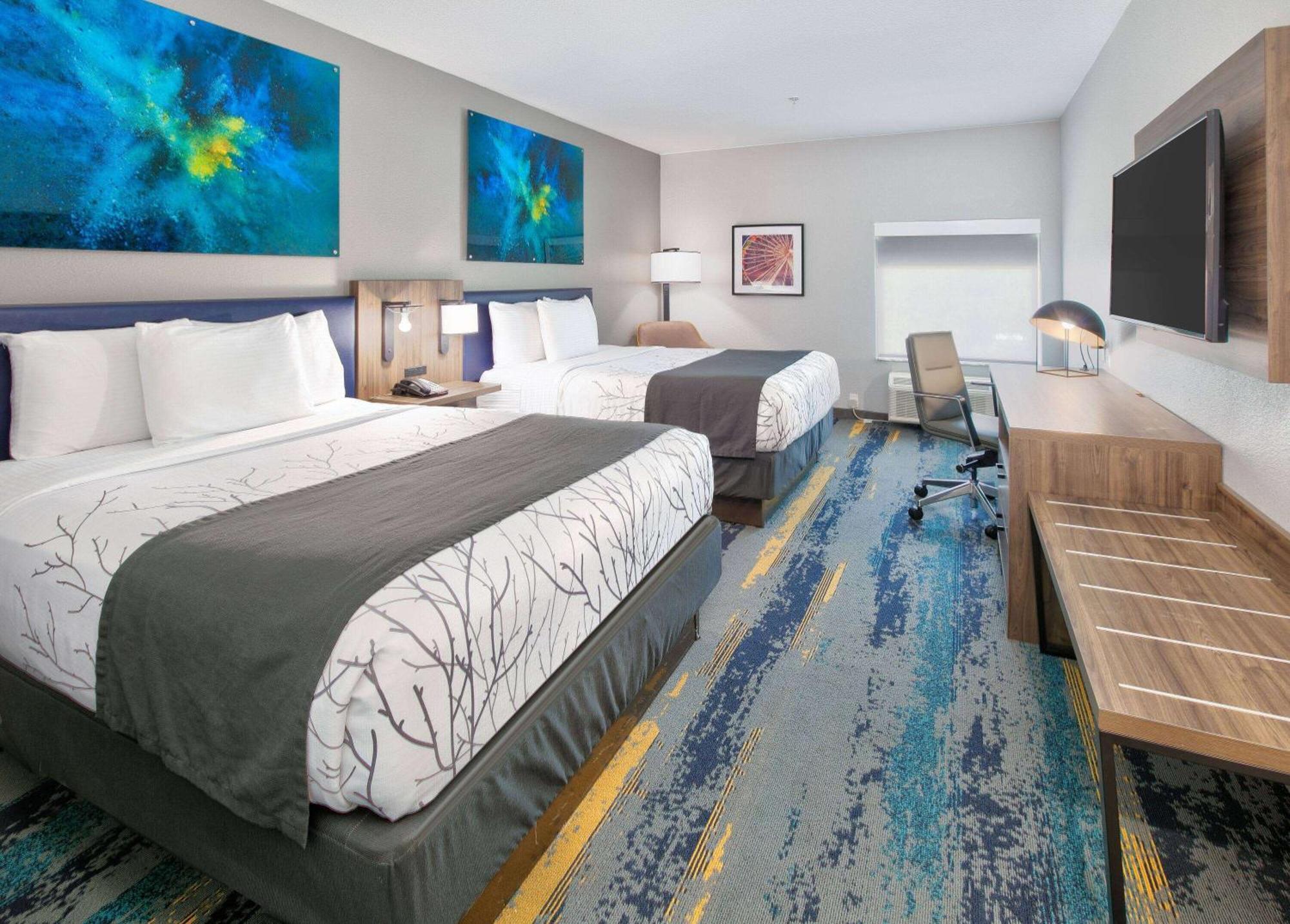 La Quinta Inn & Suites By Wyndham Dallas/Fairpark Extérieur photo